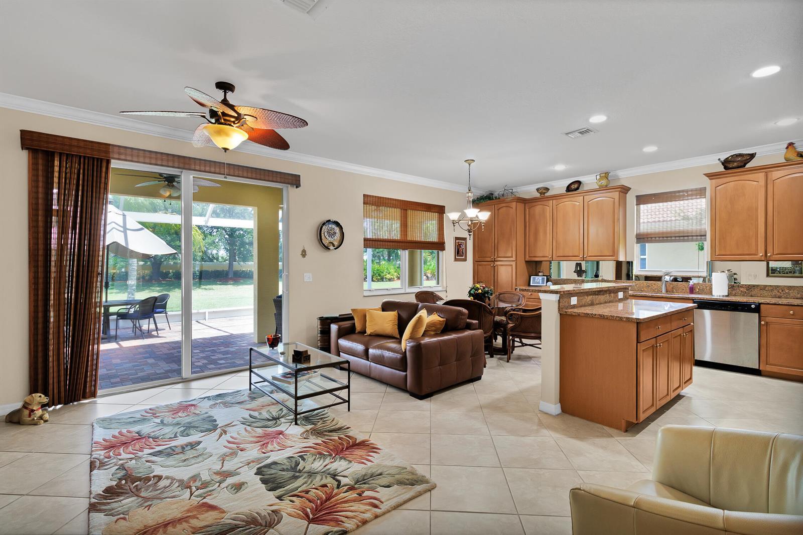3266 Sussex Way, Vero Beach FL 32966 photo 2