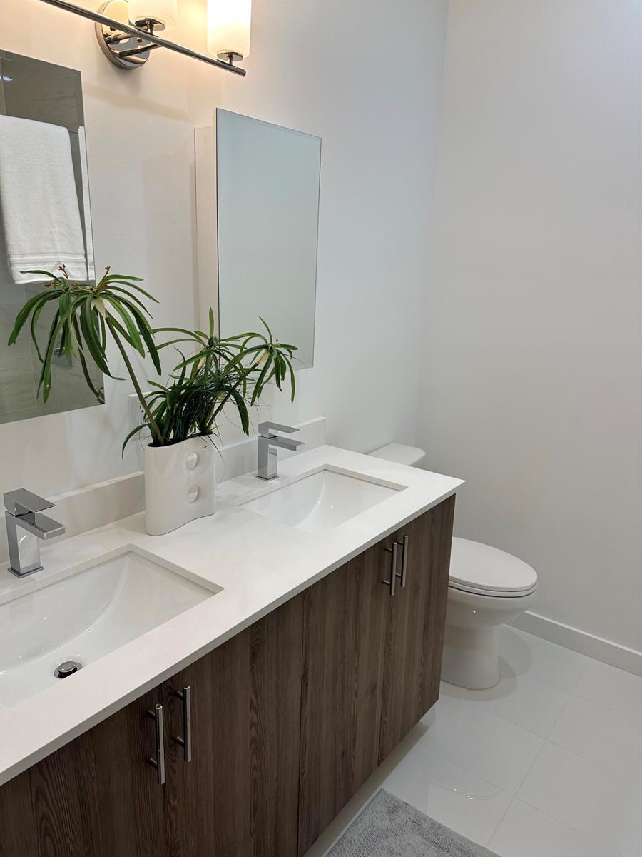 1355 Crystal Way # 104, Delray Beach FL 33444 photo 3