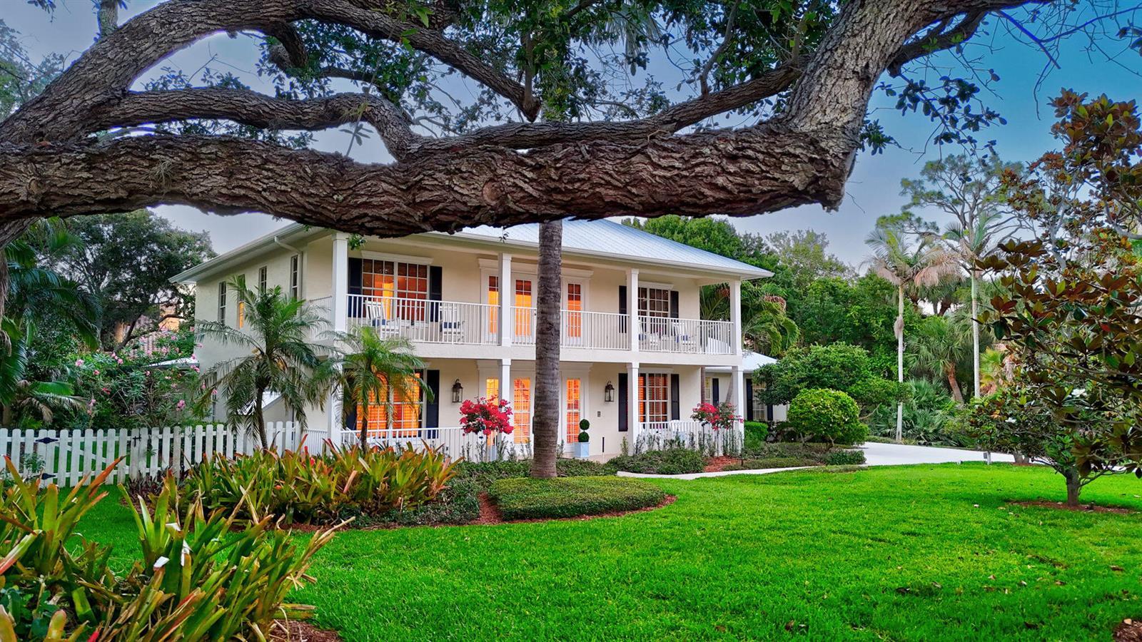 2 Castle Hill Way, Sewalls Point FL 34996
