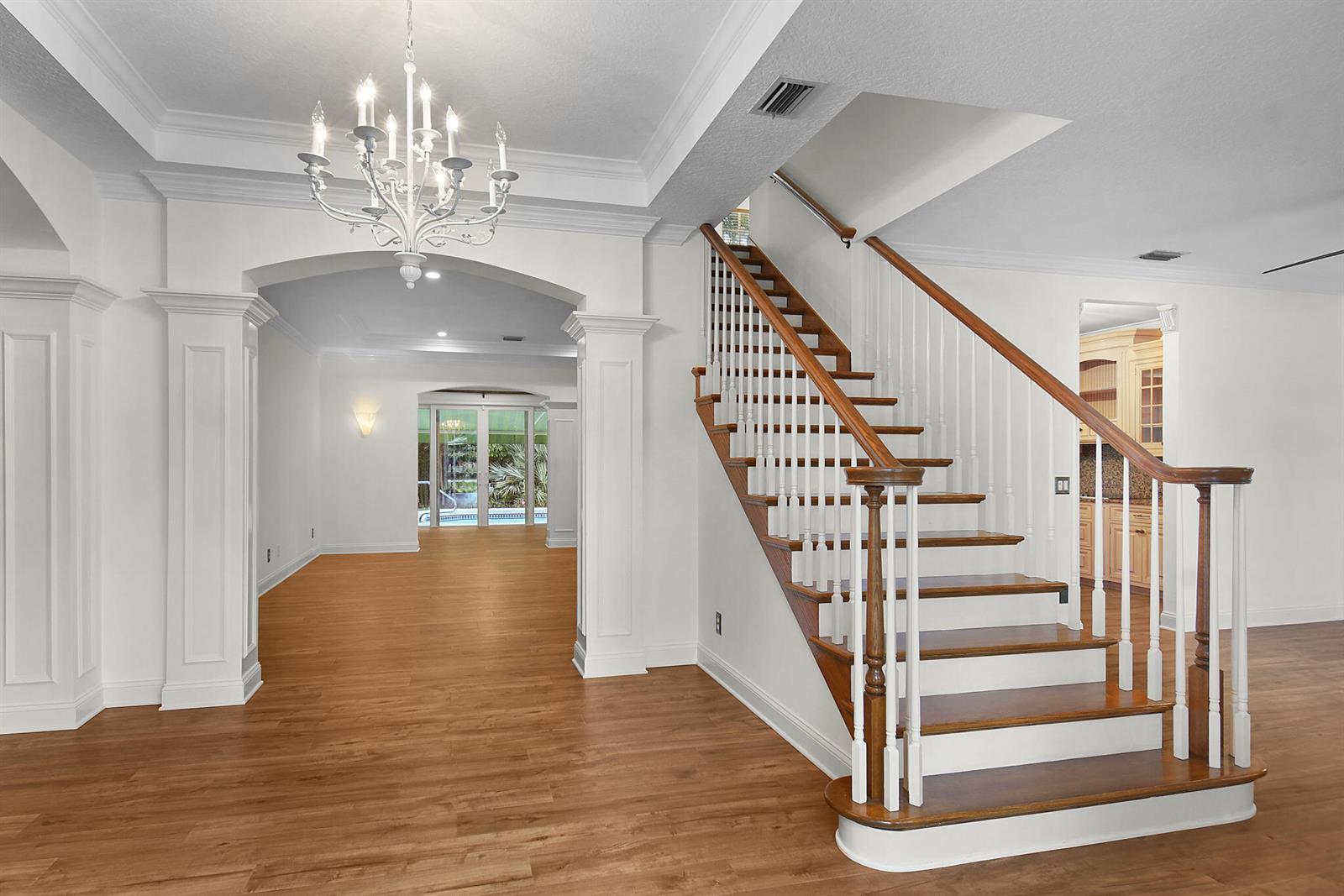 2 Castle Hill Way, Sewalls Point FL 34996 photo 4
