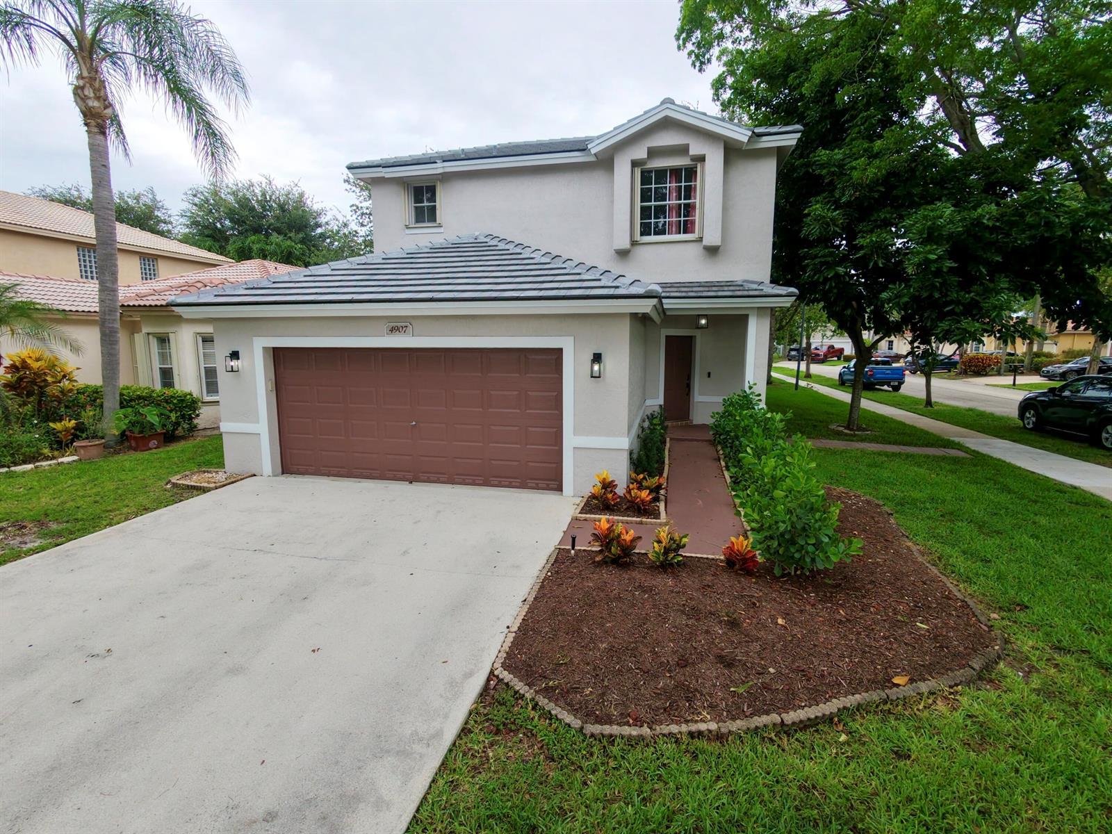 4907 Pelican Manor, Coconut Creek FL 33073 photo 4