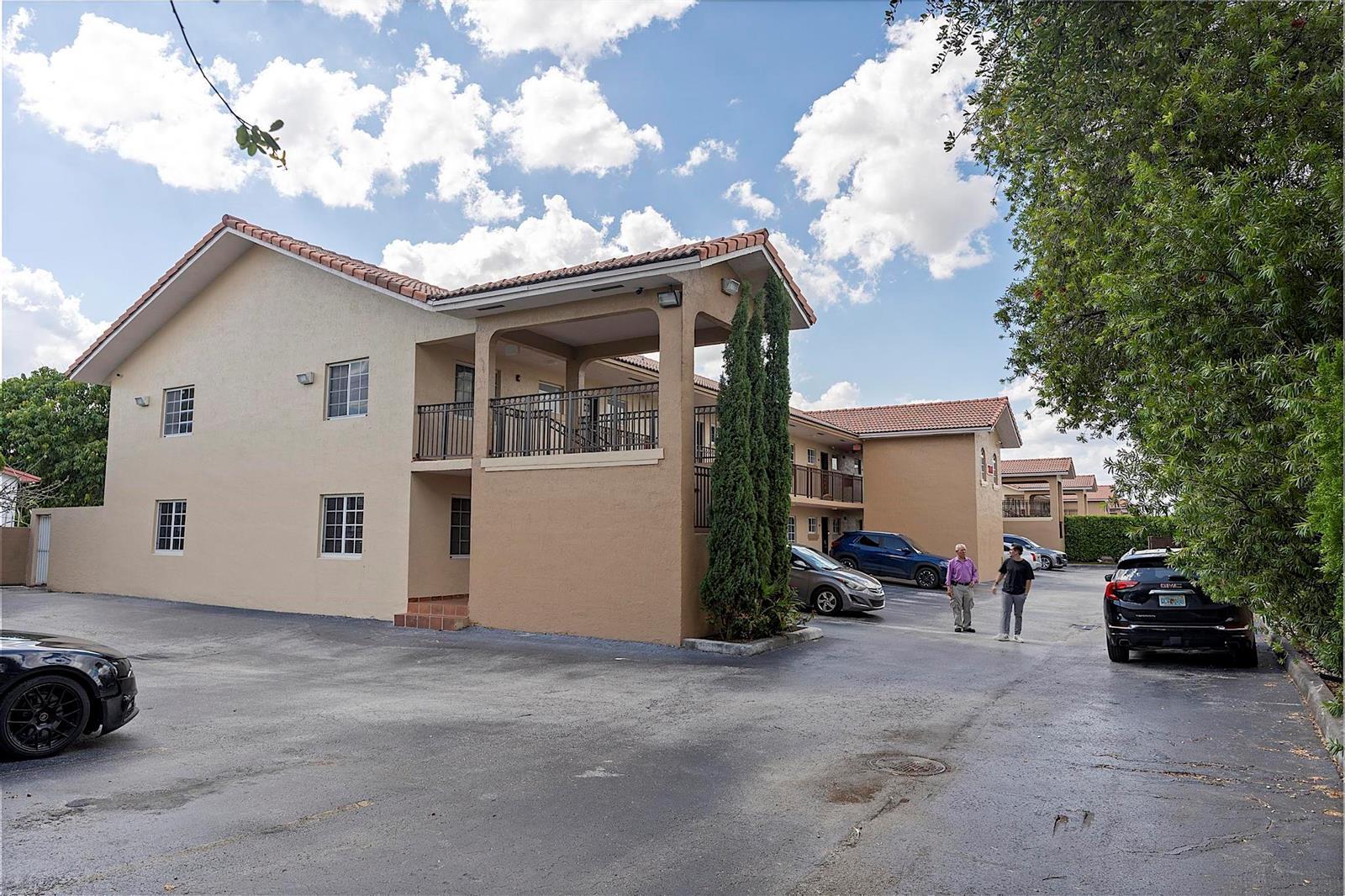 700 SE 9th Court # 206, Hialeah FL 33010 photo 3