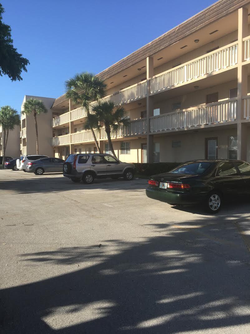 5800 NW 64th Avenue # 311, Tamarac FL 33319 photo 2