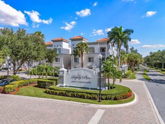 11015 Legacy Lane, Palm Beach Gardens FL 33410
