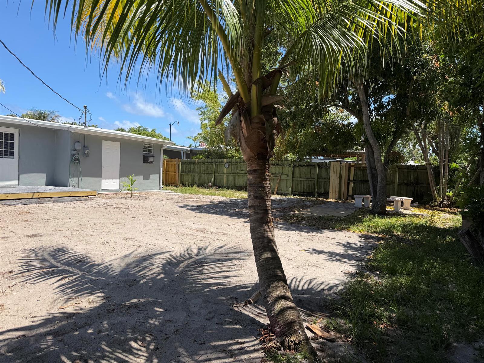 5233 NE 20th Terrace, Pompano Beach FL 33064 photo 3