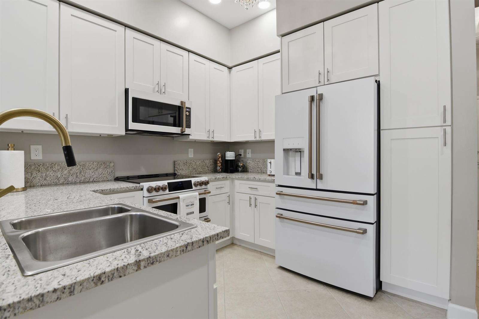 801 S Olive Avenue # 206, West Palm Beach FL 33401 photo 3