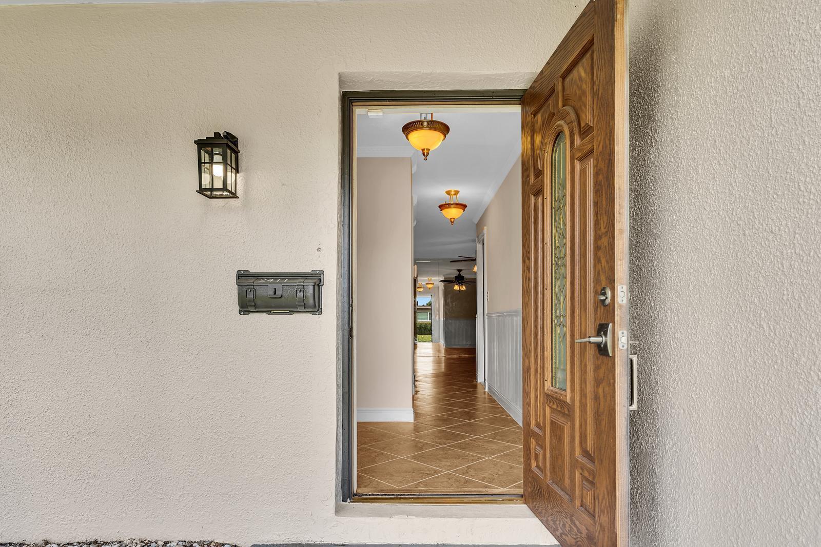 2411 NW 87th Avenue, Sunrise FL 33322 photo 4