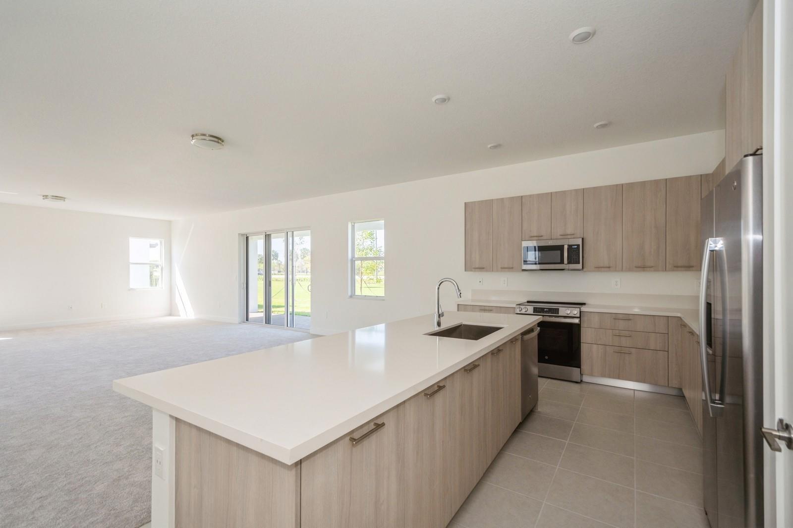 12290 SW 44th Court, Davie FL 33330 photo 4