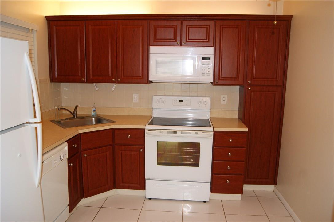 3781 Cocoplum Circle # 3579, Coconut Creek FL 33063 photo 4