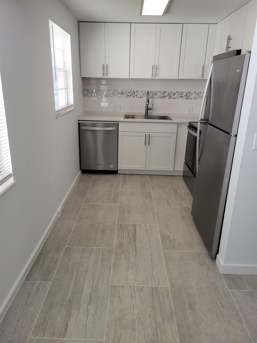 613 Fanshaw, Boca Raton FL 33434 photo 4