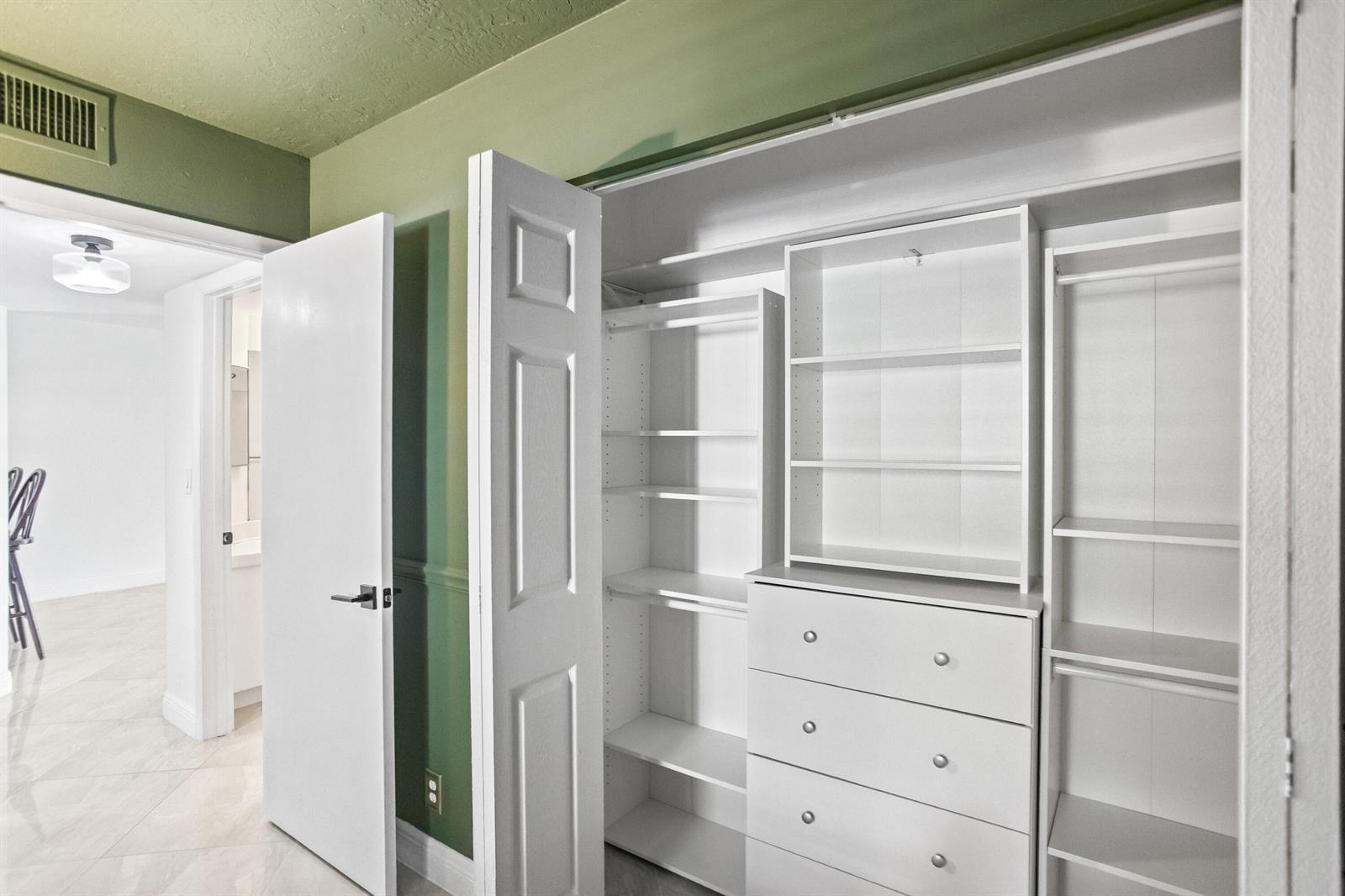 10401 W Broward Boulevard # 209, Plantation FL 33324 photo 4