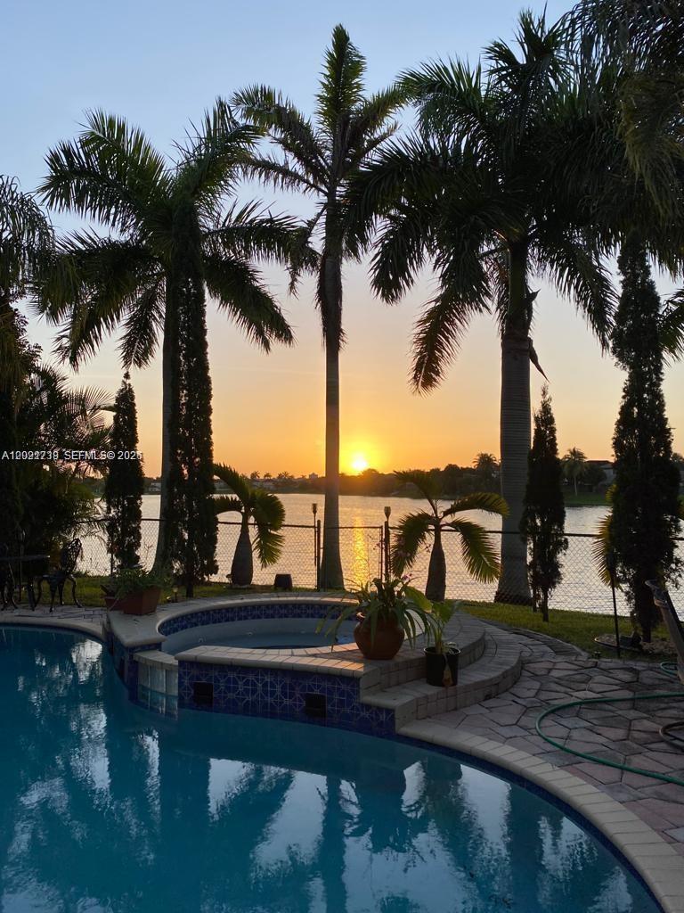 13553 SW 124th Ave Rd, Miami FL 33186