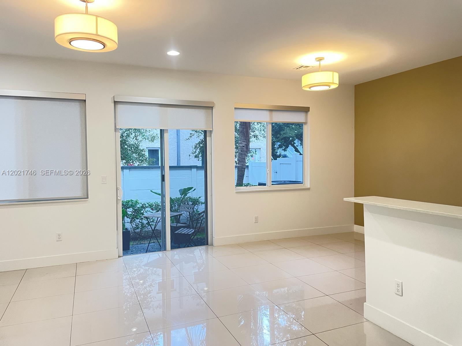 170 SE 7th Way # 170, Pompano Beach FL 33060 photo 3