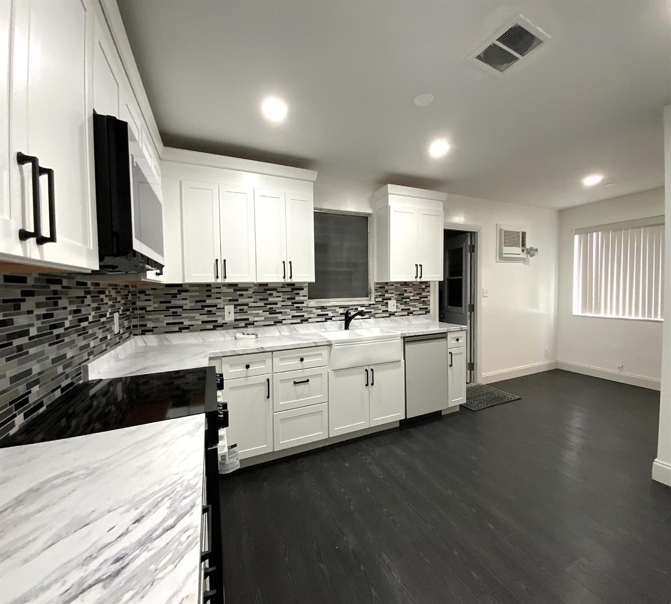 3521 NW 29th Street, Lauderdale Lakes FL 33311 photo 5
