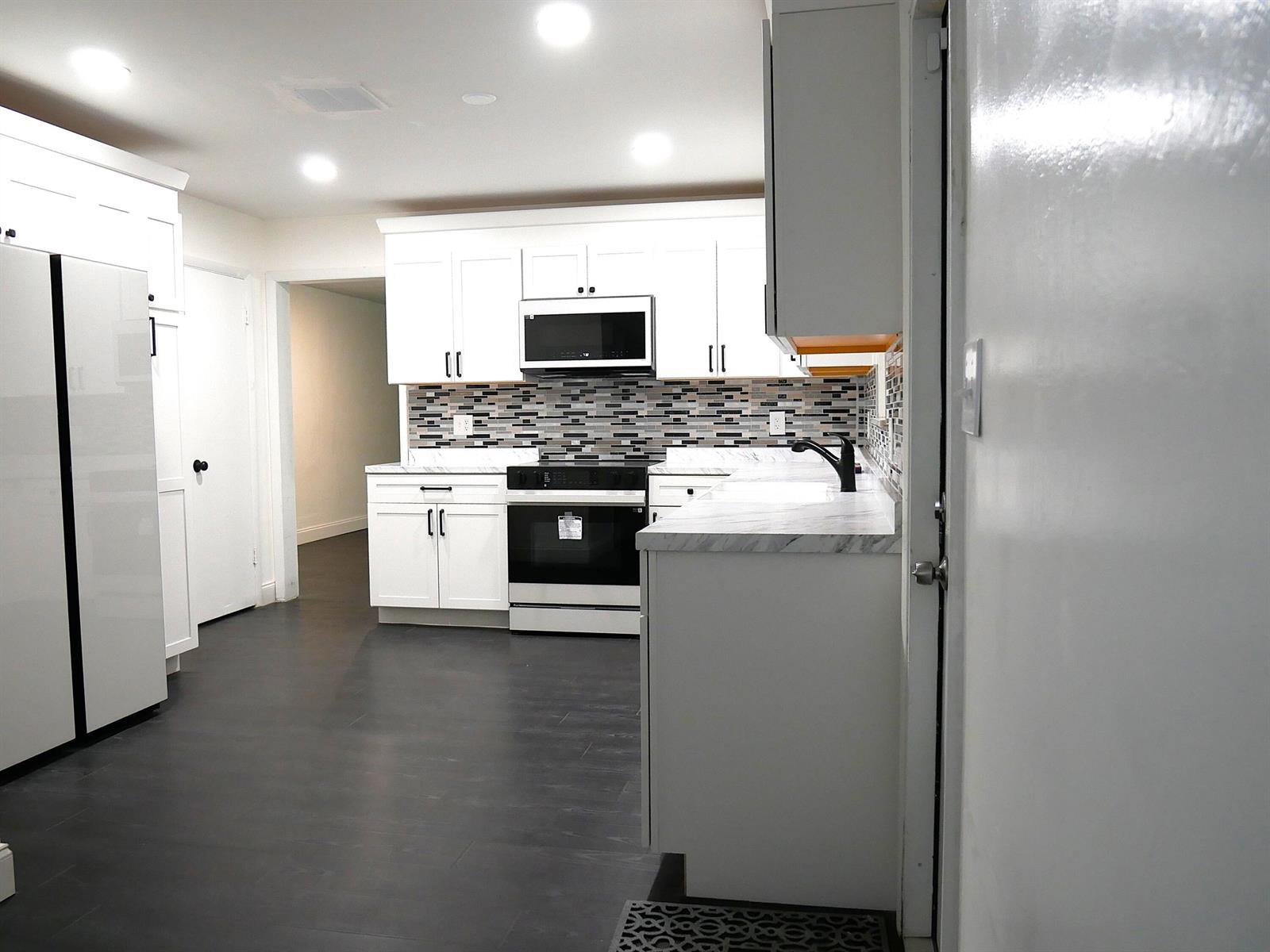 3521 NW 29th Street, Lauderdale Lakes FL 33311 photo 4