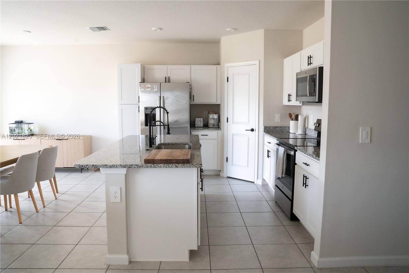 603 Lychee Ln, Fort Pierce FL 34981 photo 5