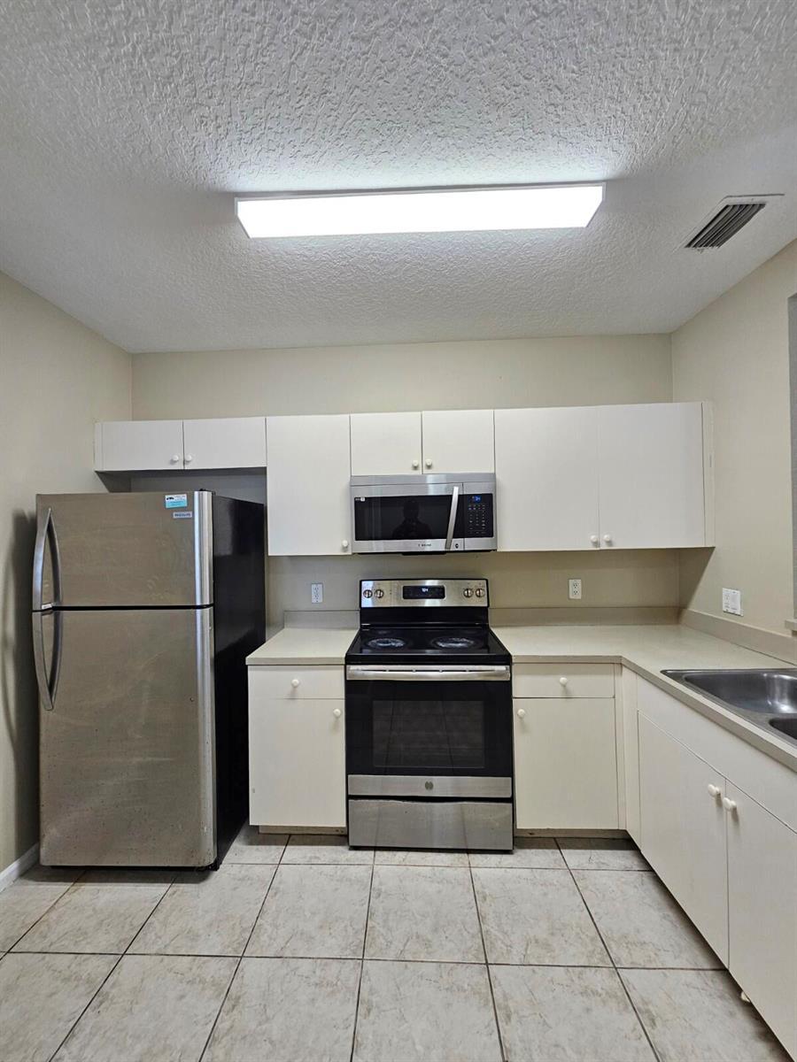 1063 Golden Lakes Boulevard # 322, West Palm Beach FL 33411 photo 4