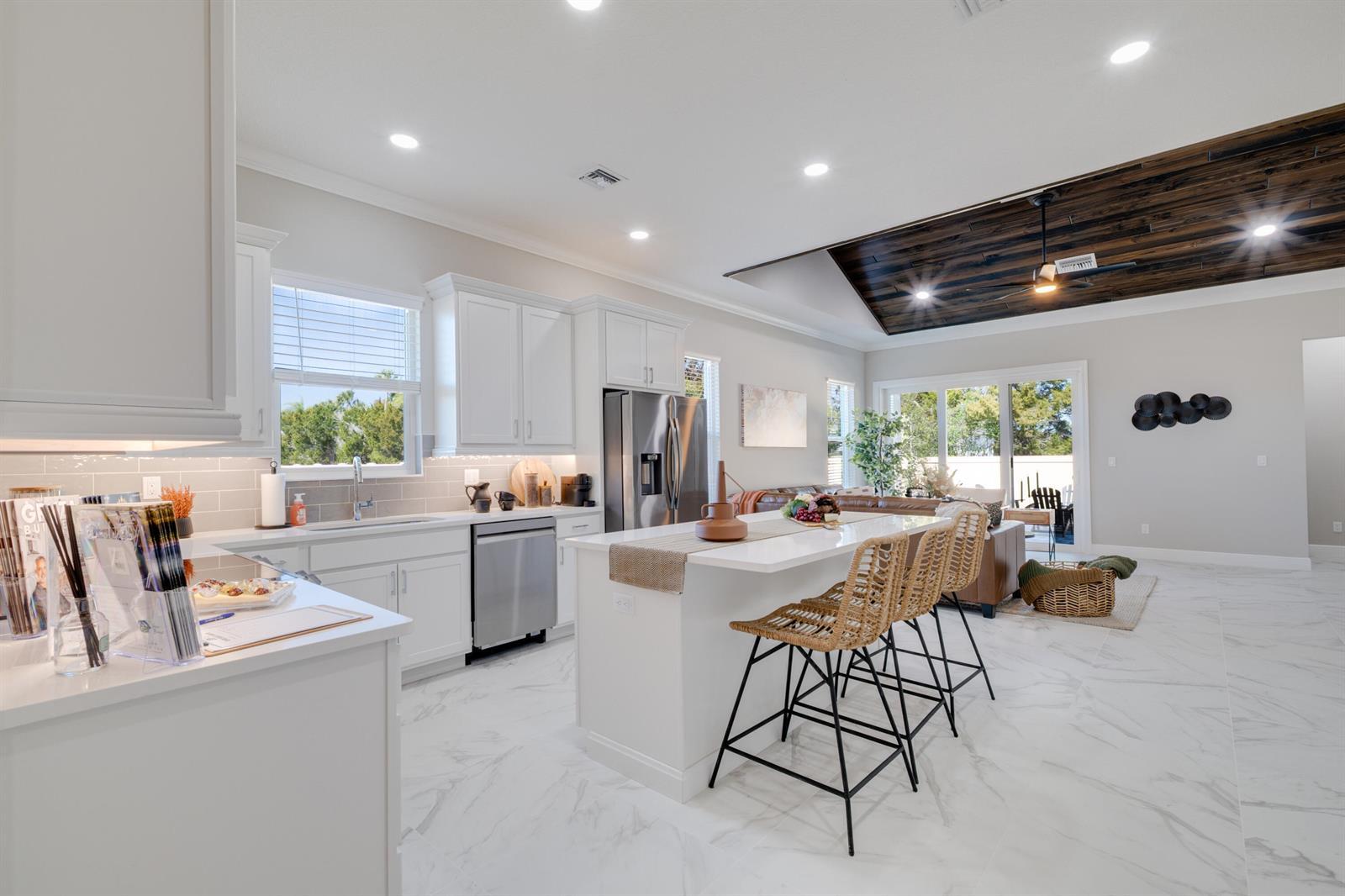 2005 Bridgepointe Circle # 97, Vero Beach FL 32967 photo 4
