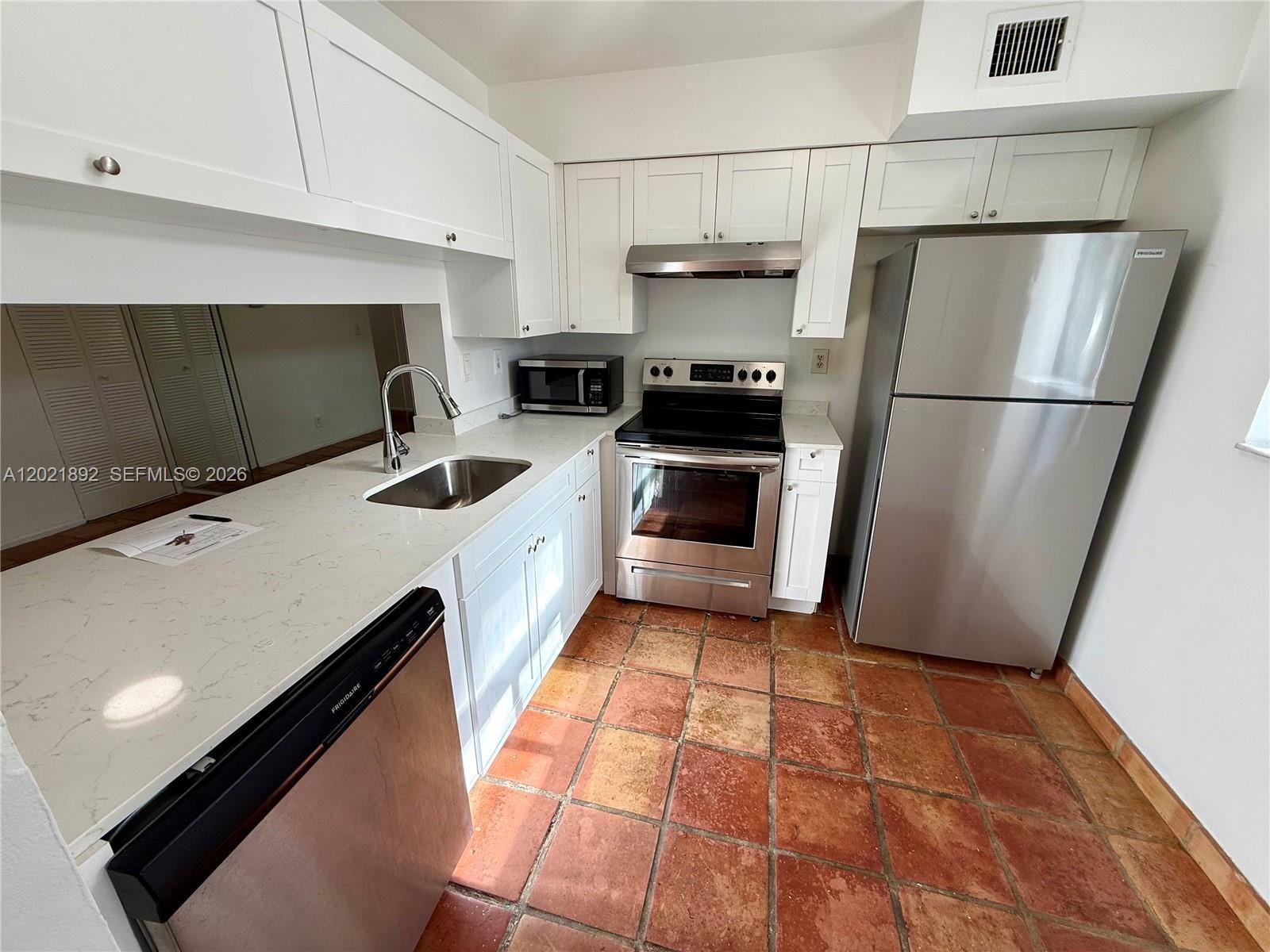 110 Gardens Dr # 203, Pompano Beach FL 33069 photo 3