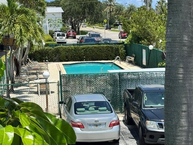 2175 NE 56th Street # 204, Fort Lauderdale FL 33308 photo 2