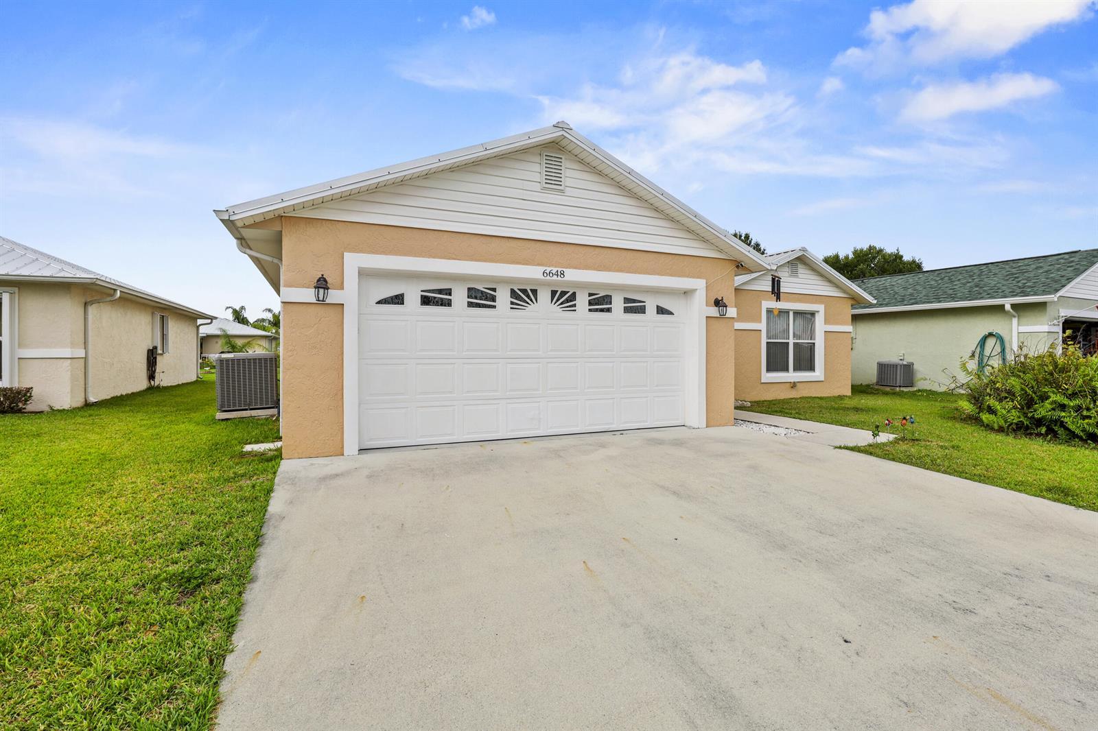 6648 Gaviota, Fort Pierce FL 34951 photo 2