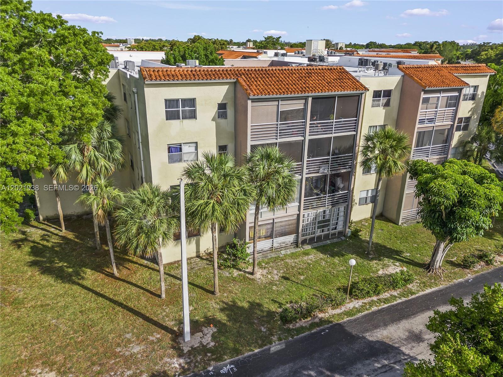 1800 SW 81st Ave # 1308, North Lauderdale FL 33068 photo 3