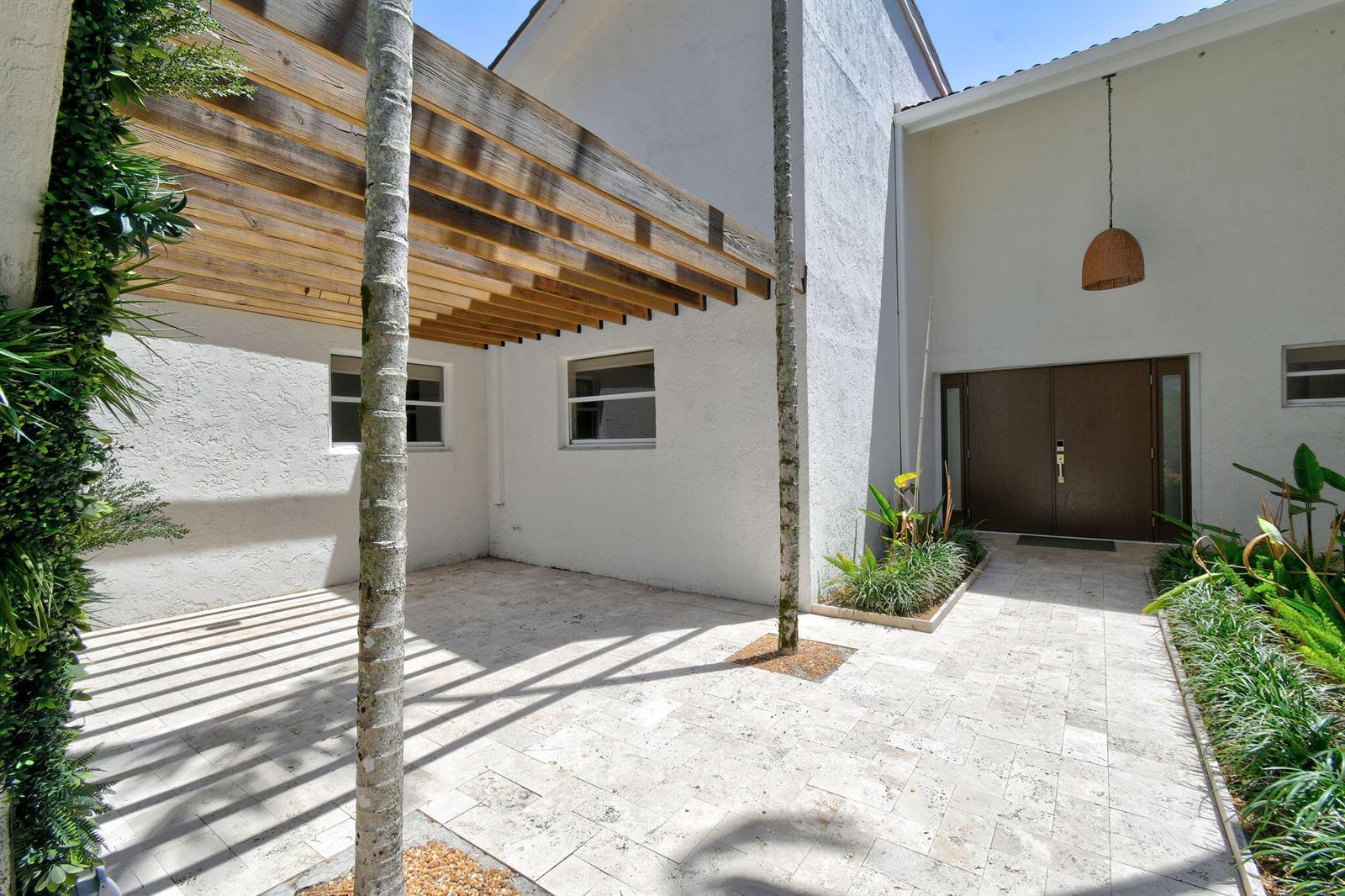 114 N Beach Road, Jupiter Island FL 33455 photo 4