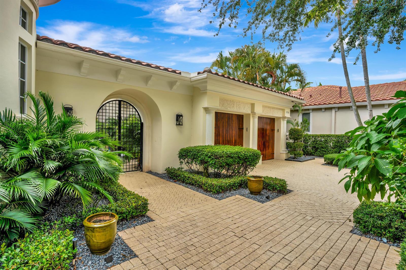 11316 Caladium Lane, Palm Beach Gardens FL 33418 photo 3