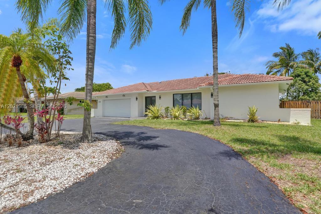 8775 SW 1st Pl, Coral Springs FL 33071 photo 3