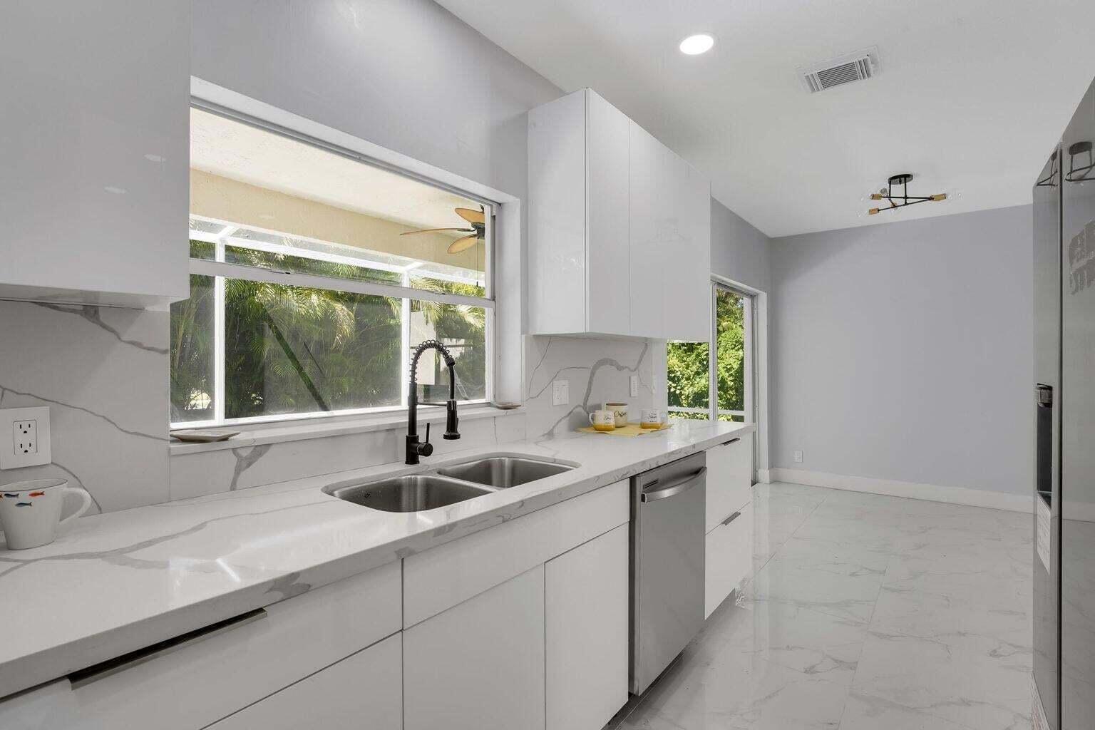 3740 Wilderness Way, Coral Springs FL 33065 photo 5