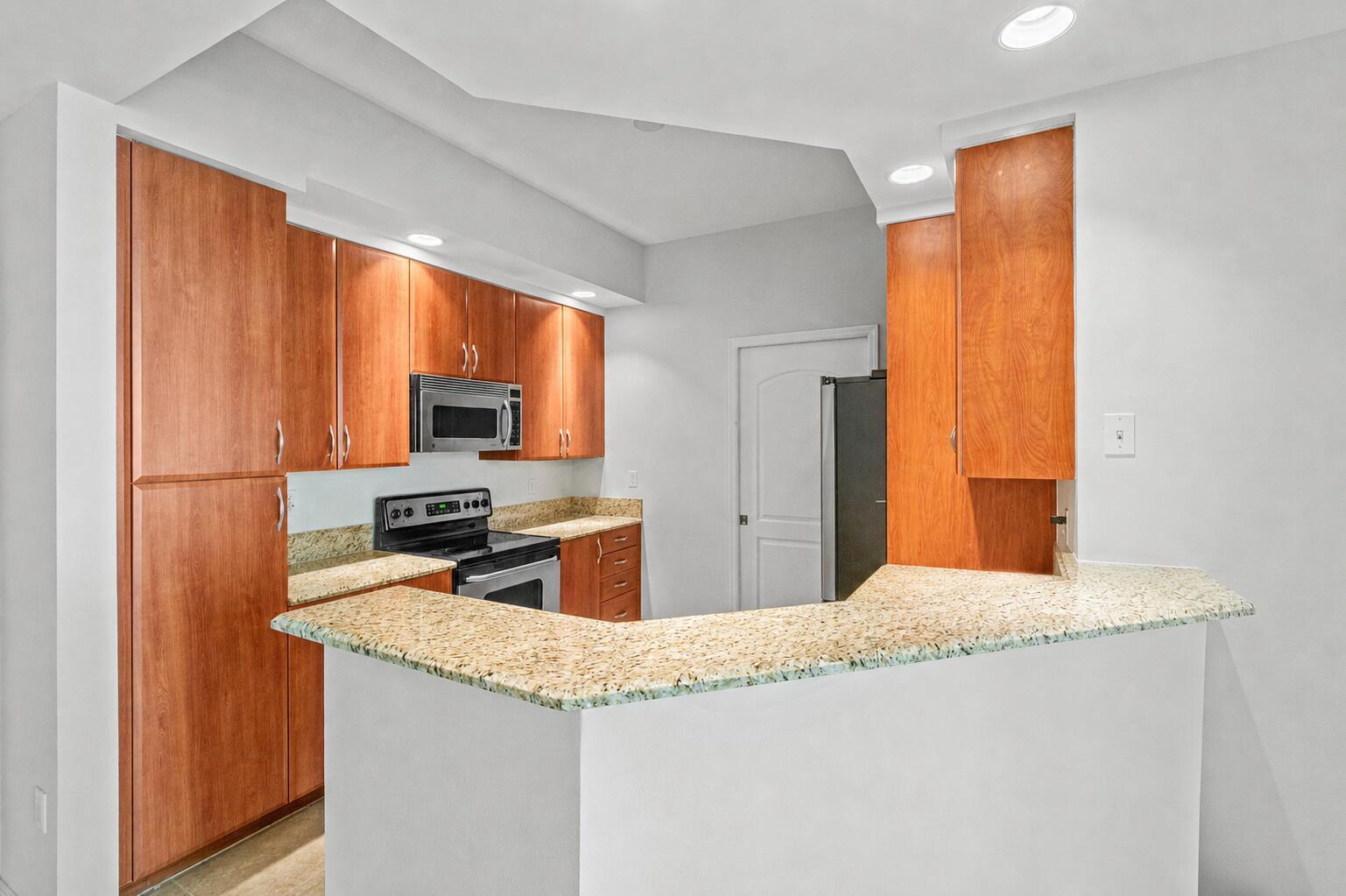 801 S Olive Avenue # 914, West Palm Beach FL 33401 photo 3