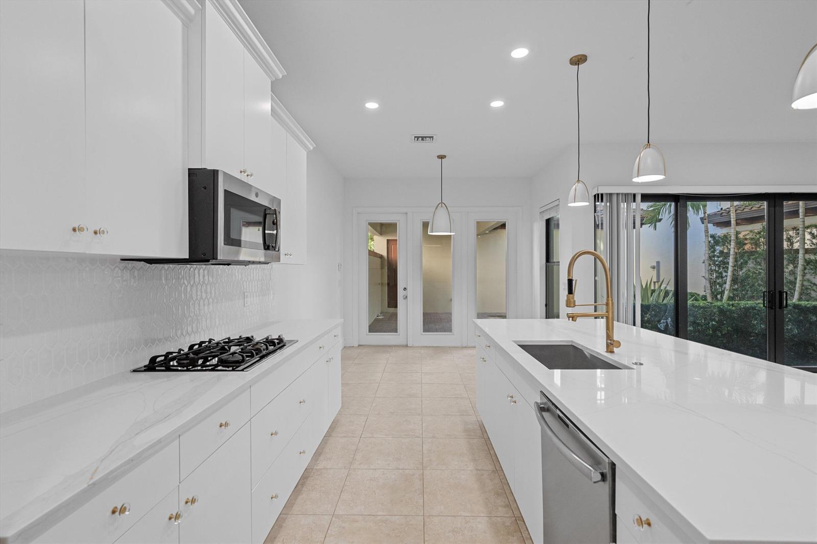 6020 Curie Place, Palm Beach Gardens FL 33418 photo 4