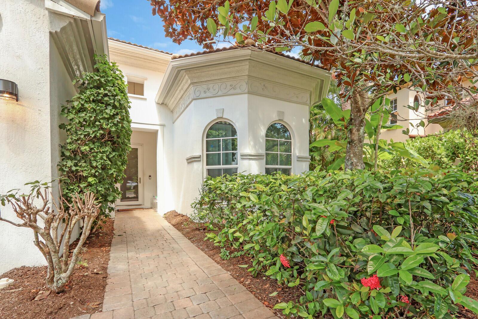 1726 Nature Court, Palm Beach Gardens FL 33410 photo 4