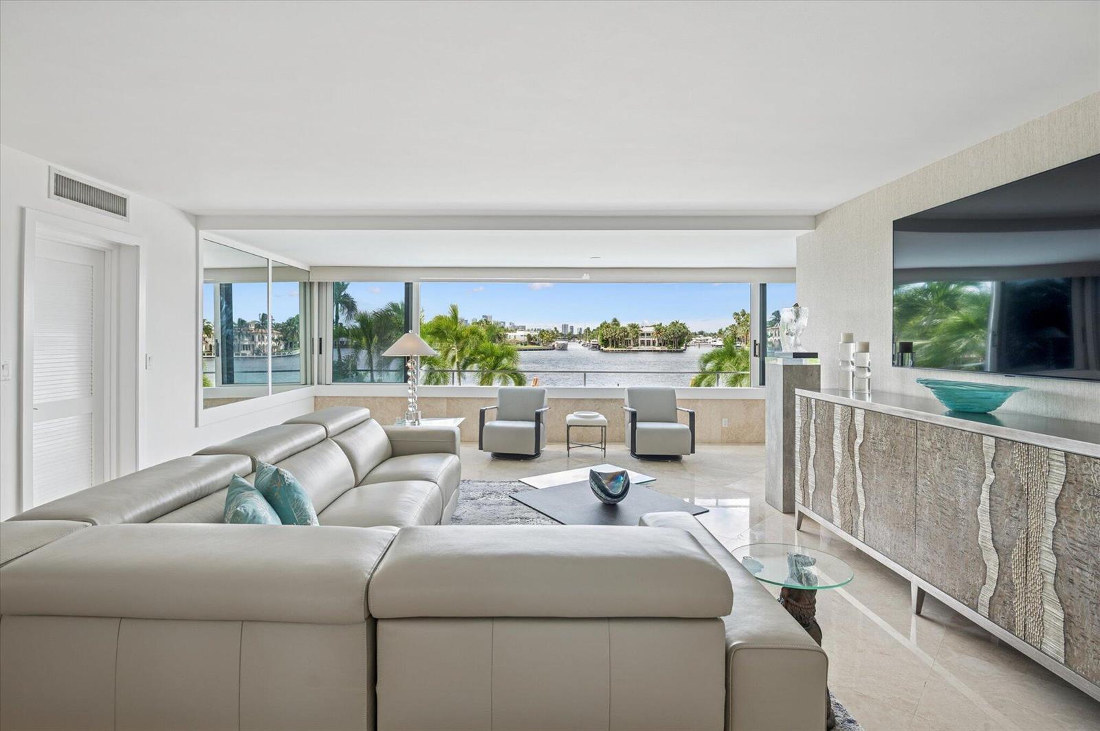 215 N Birch Road # A2, Fort Lauderdale FL 33304 photo 2