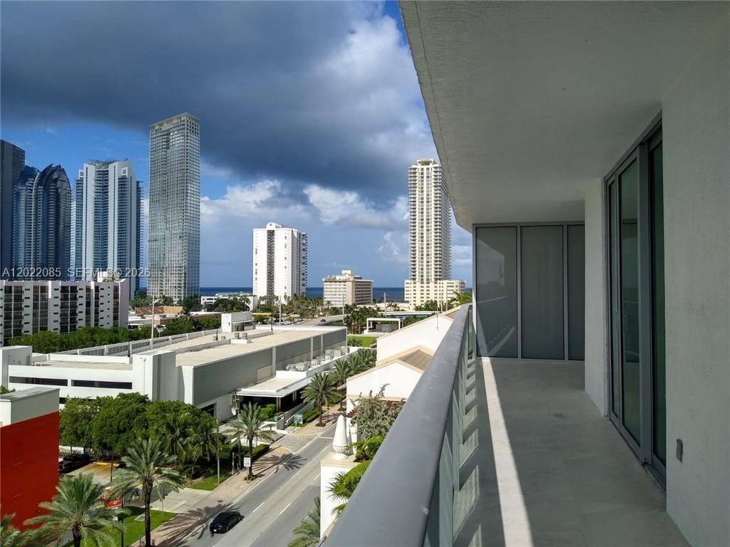 330 Sunny Isles Blvd # 1003, Sunny Isles Beach FL 33160 photo 3