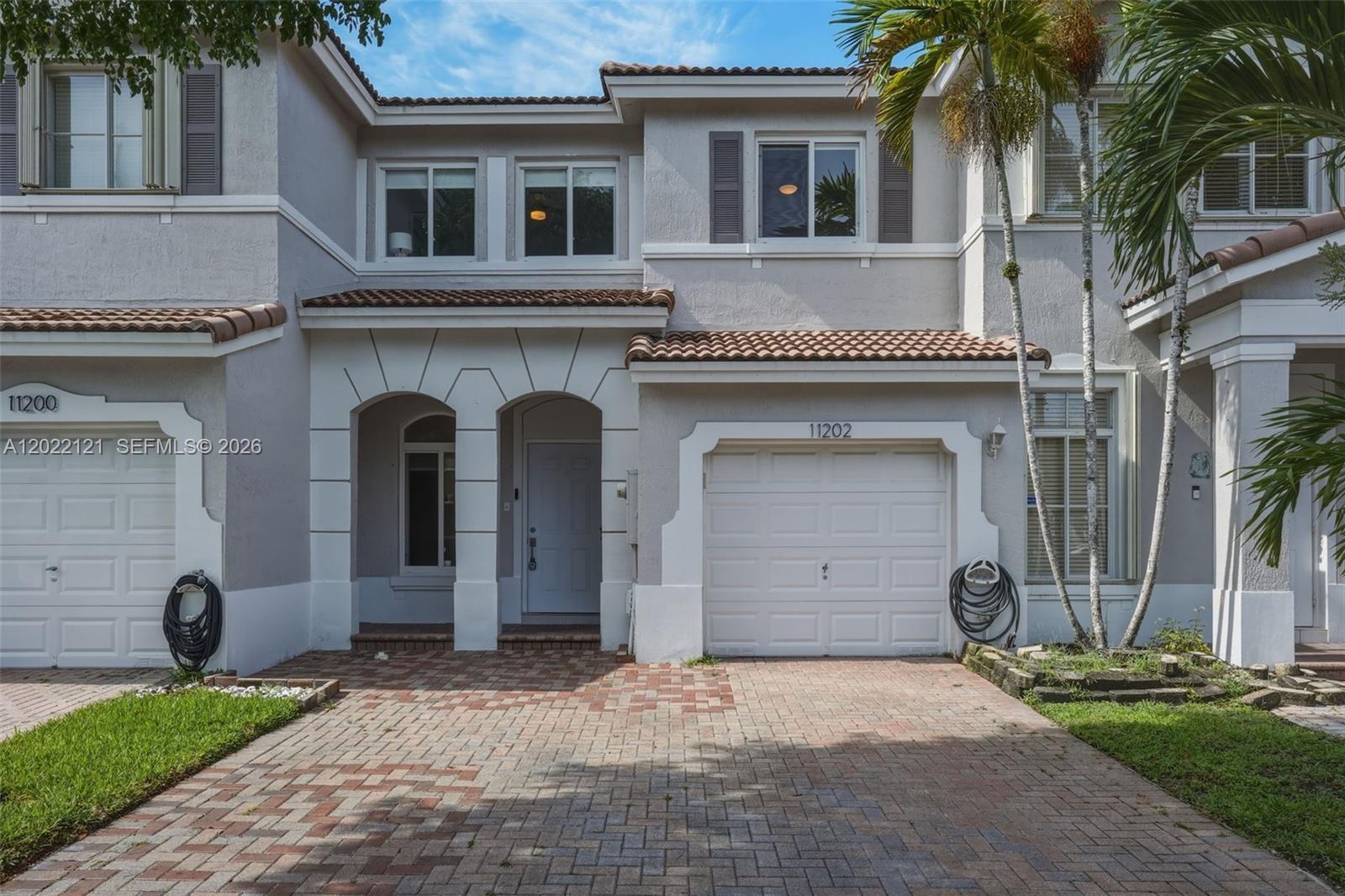 11202 NW 56th St, Doral FL 33178