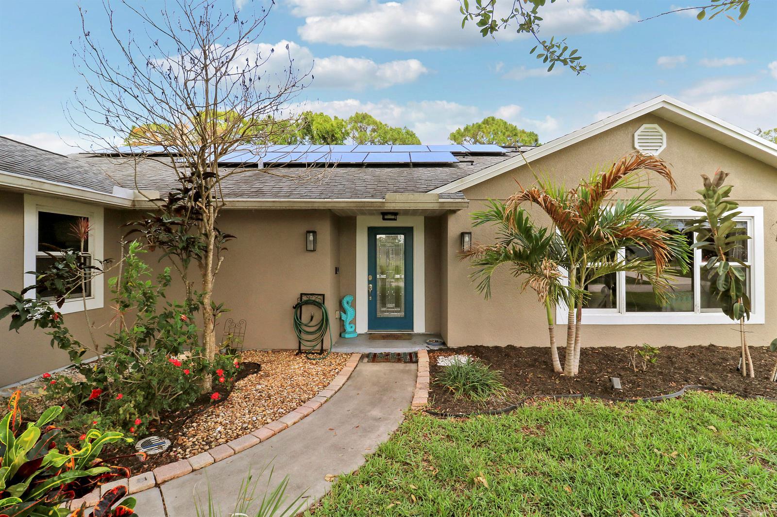 1881 SW Taurus Lane, Port St. Lucie FL 34984