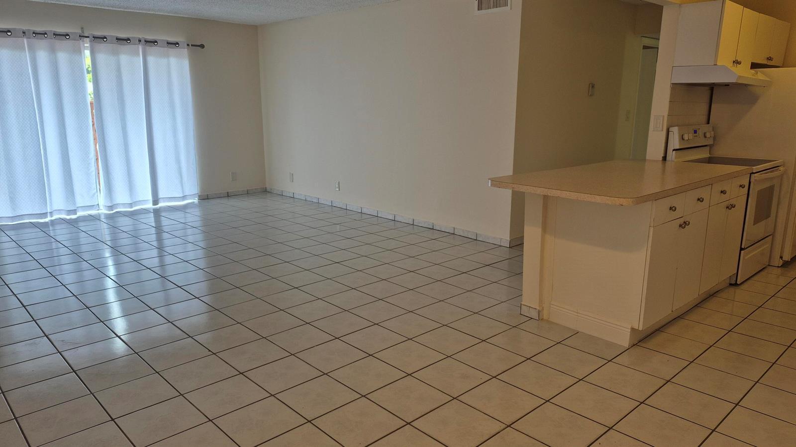 11604 NW 29th Court NW # 2c, Coral Springs FL 33065 photo 2