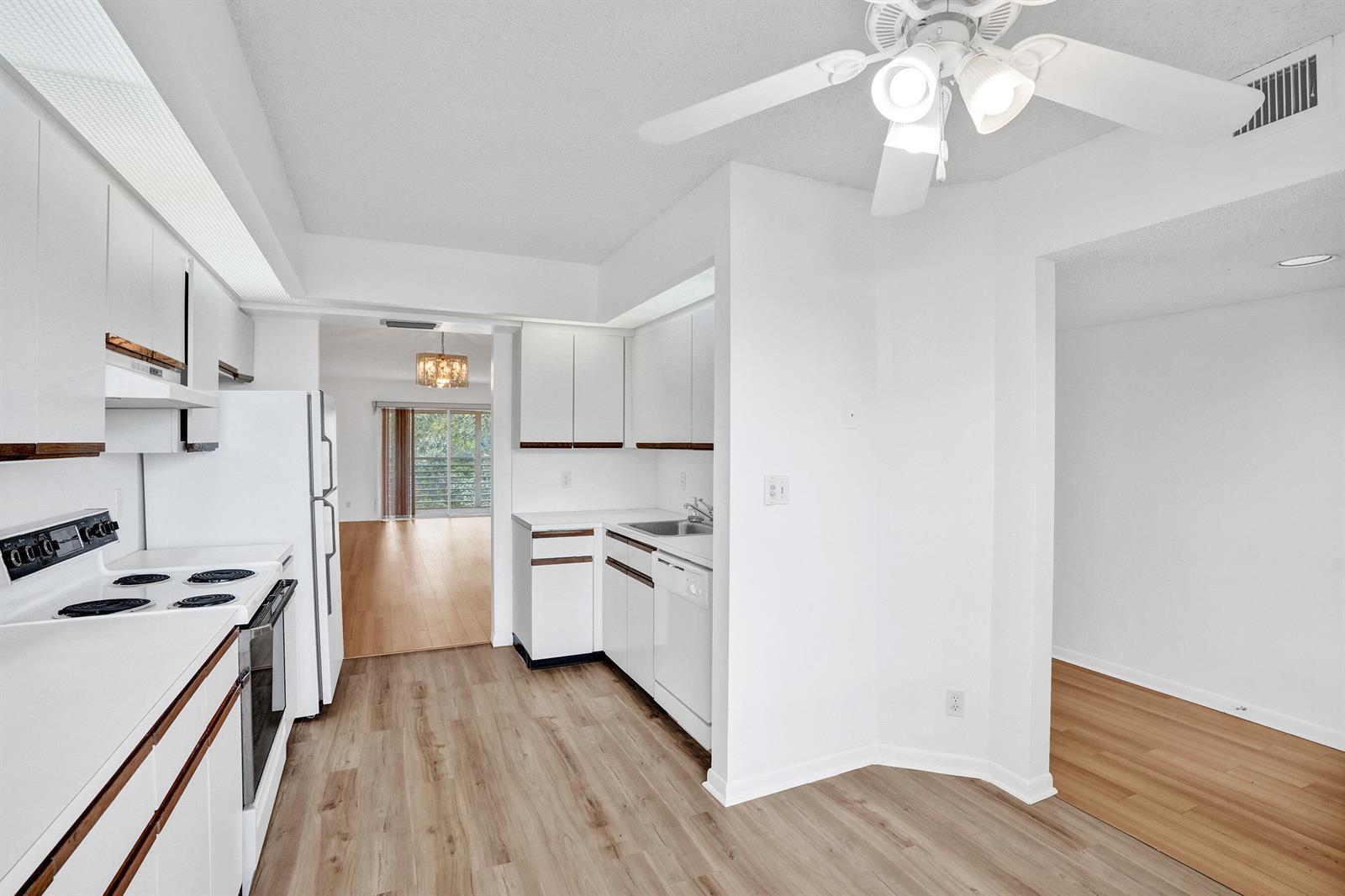 1501 Cayman Way # C4, Coconut Creek FL 33066 photo 5