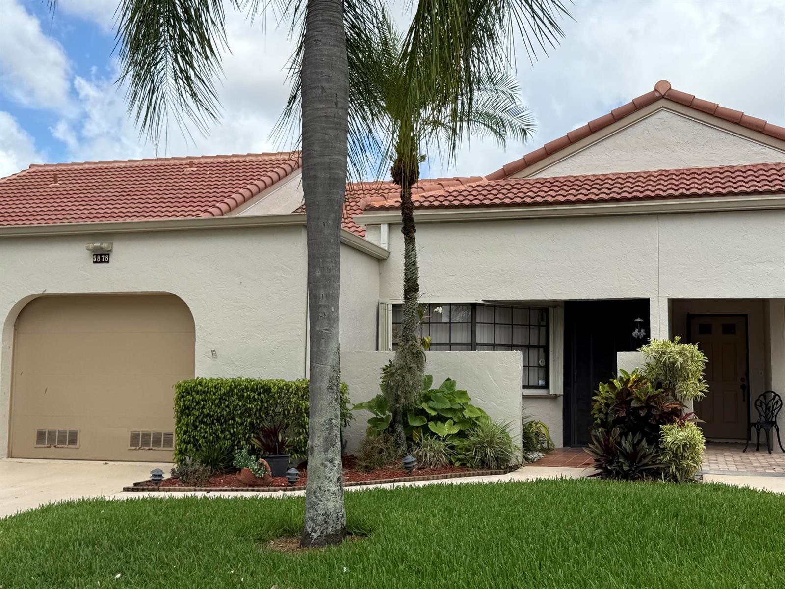 5878 Parkwalk Circle W, Boynton Beach FL 33472 photo 2