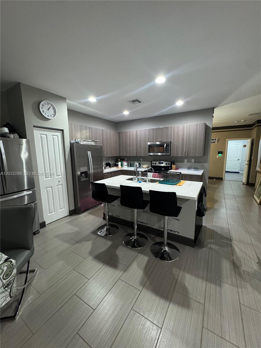 5504 NW 48th Ln, Tamarac FL 33319 photo 3