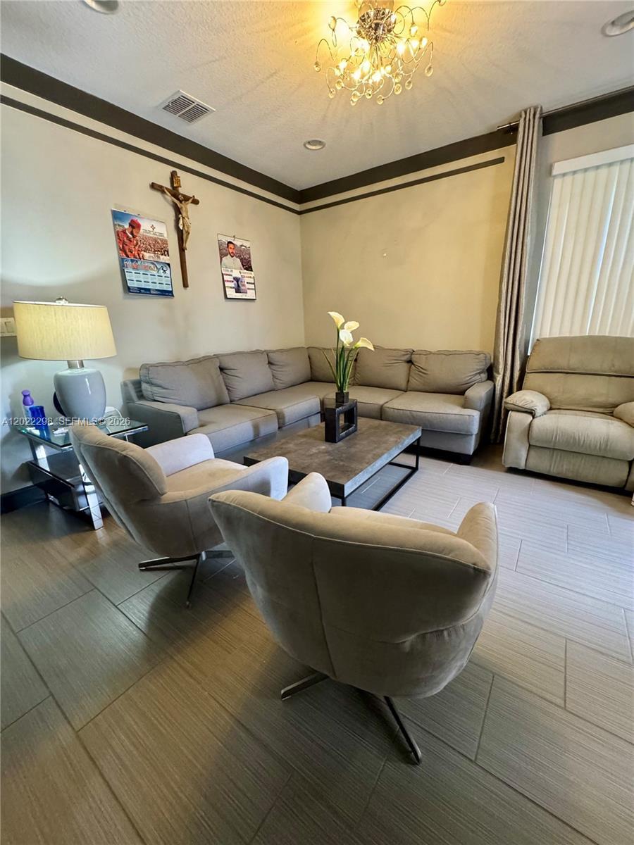 5504 NW 48th Ln, Tamarac FL 33319 photo 5