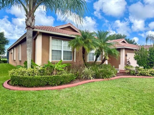 598 NW Waverly Circle S, Port St. Lucie FL 34983 photo 2