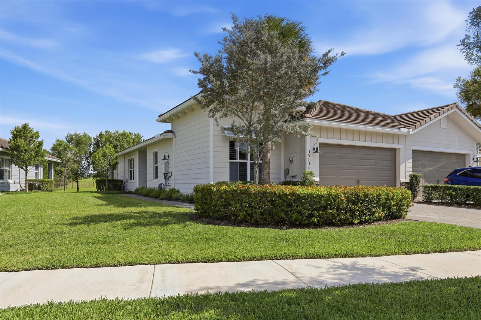 19518 Weathervane Way, FL 33470 photo 2