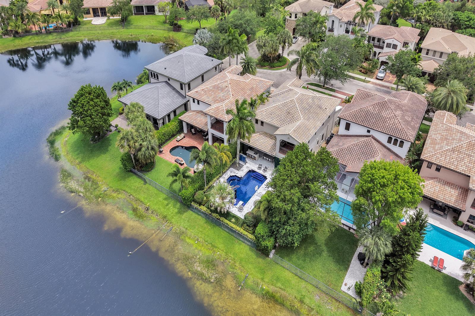 9501 Kenley Court, Parkland FL 33076 photo 4