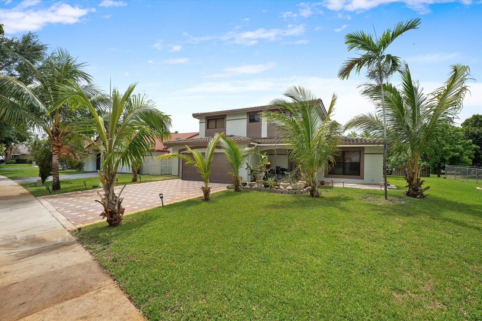 2340 Fairmont Avenue, Miramar FL 33025 photo 2