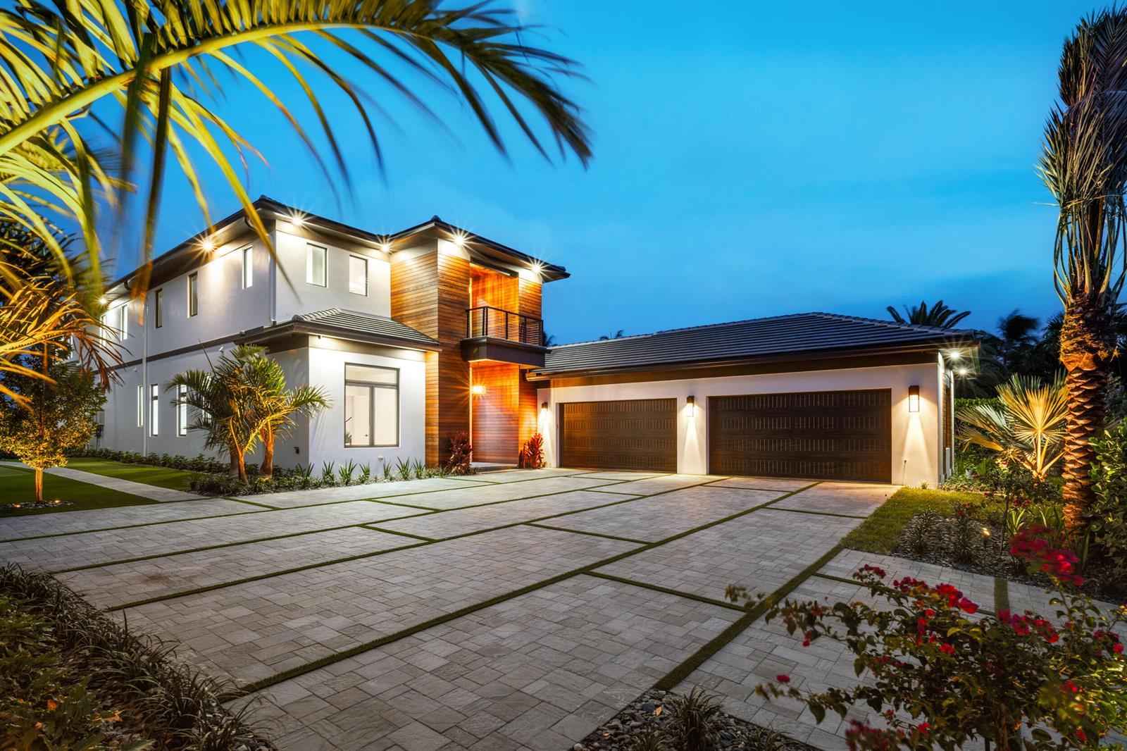 1708 N Lakeside Drive, FL 33460