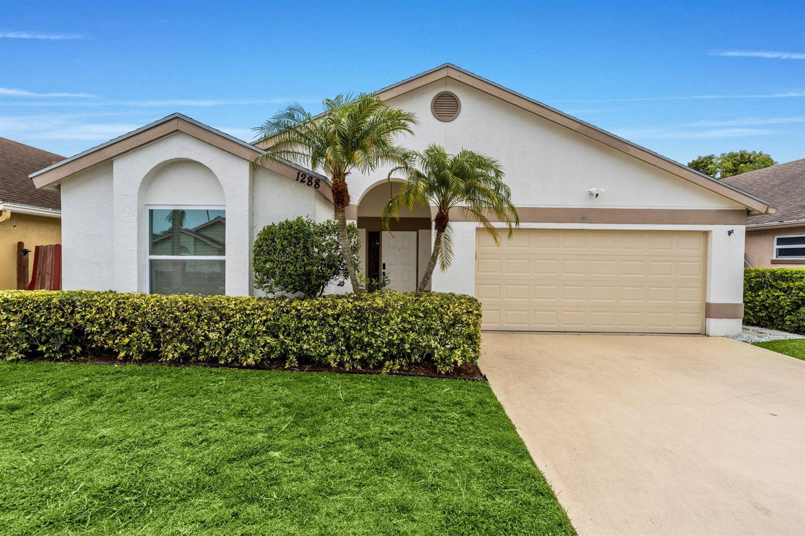 1288 Waterway Cove Drive, Wellington FL 33414 photo 2