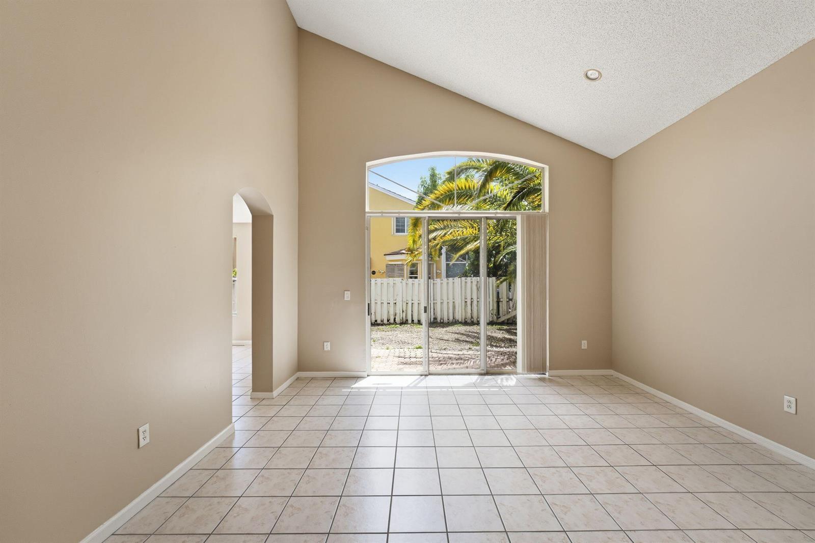5041 SW 152nd Avenue, Miramar FL 33027 photo 3