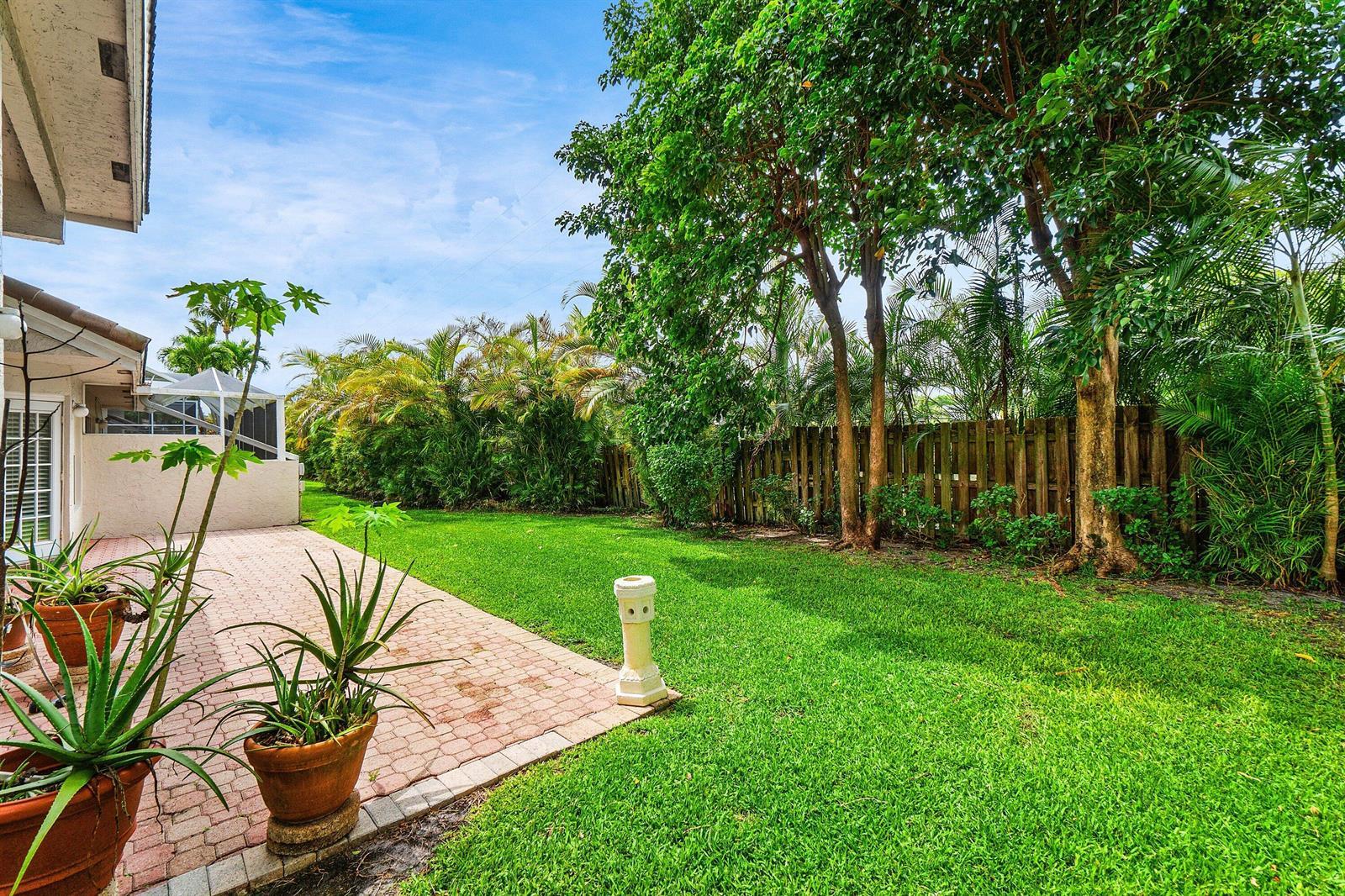 5106 Windsor Parke Drive, Boca Raton FL 33496 photo 4